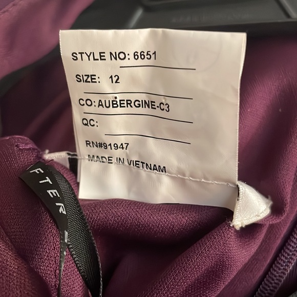 Bridesmaid Dress for any occasion. - Picture 7 of 7